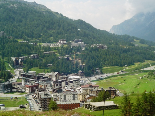 Una vista dall'alto di Cervinia